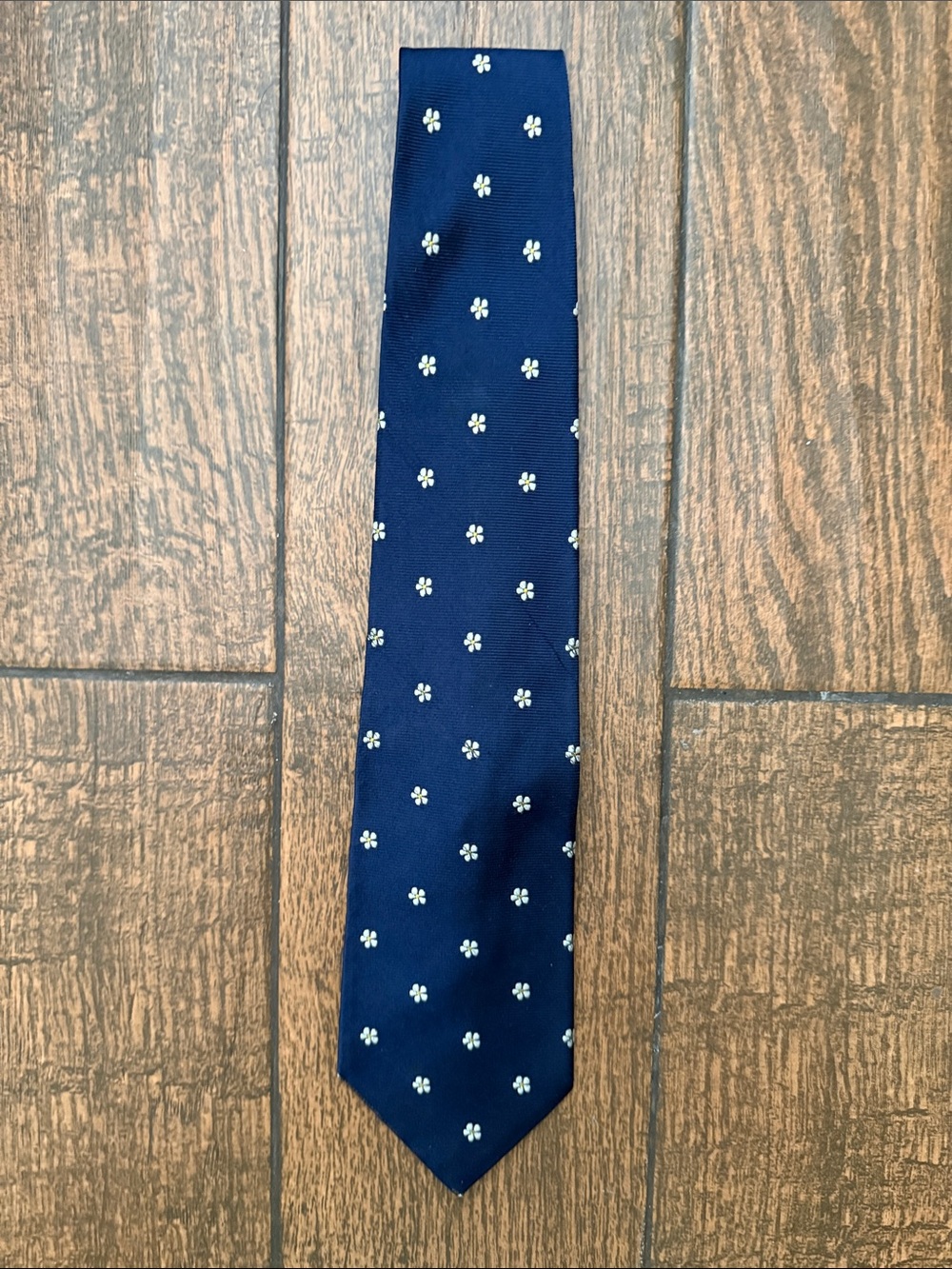 Brooks Brothers Makers Navy Blue Silk Tie with Tiny Embroidered Daisy Flowers